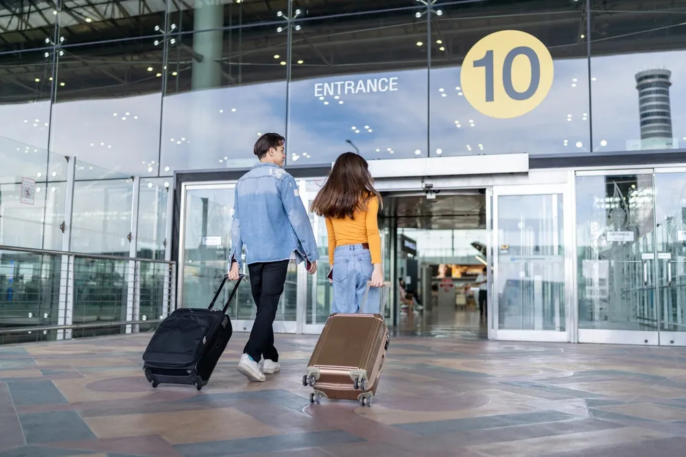 Best days to fly outbound from the Philippines