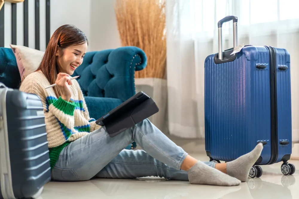 How to use fare alerts to score cheap flights